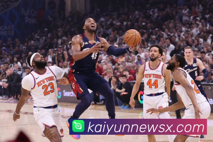 迈克尔赫西板球生涯全景解析从澳洲传奇击球手到赛场智慧典范
